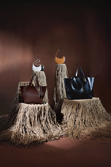 Dorothee Schumacher Slingback pumps with golden heel pure black