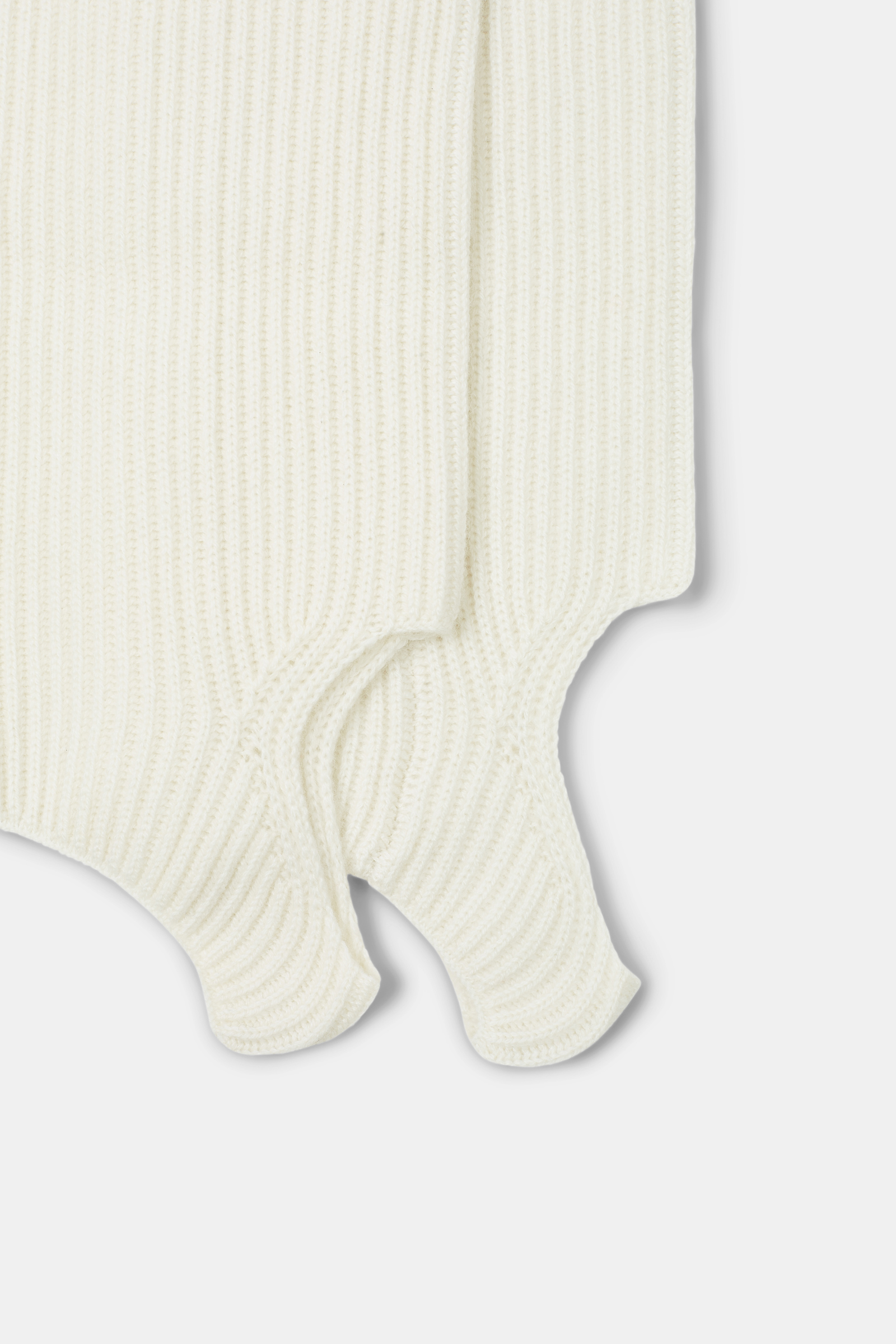 CASHMERE COZYNESS legwarmers Dorothee Schumacher LEGWARMERS AUS KASCHMIR camellia white