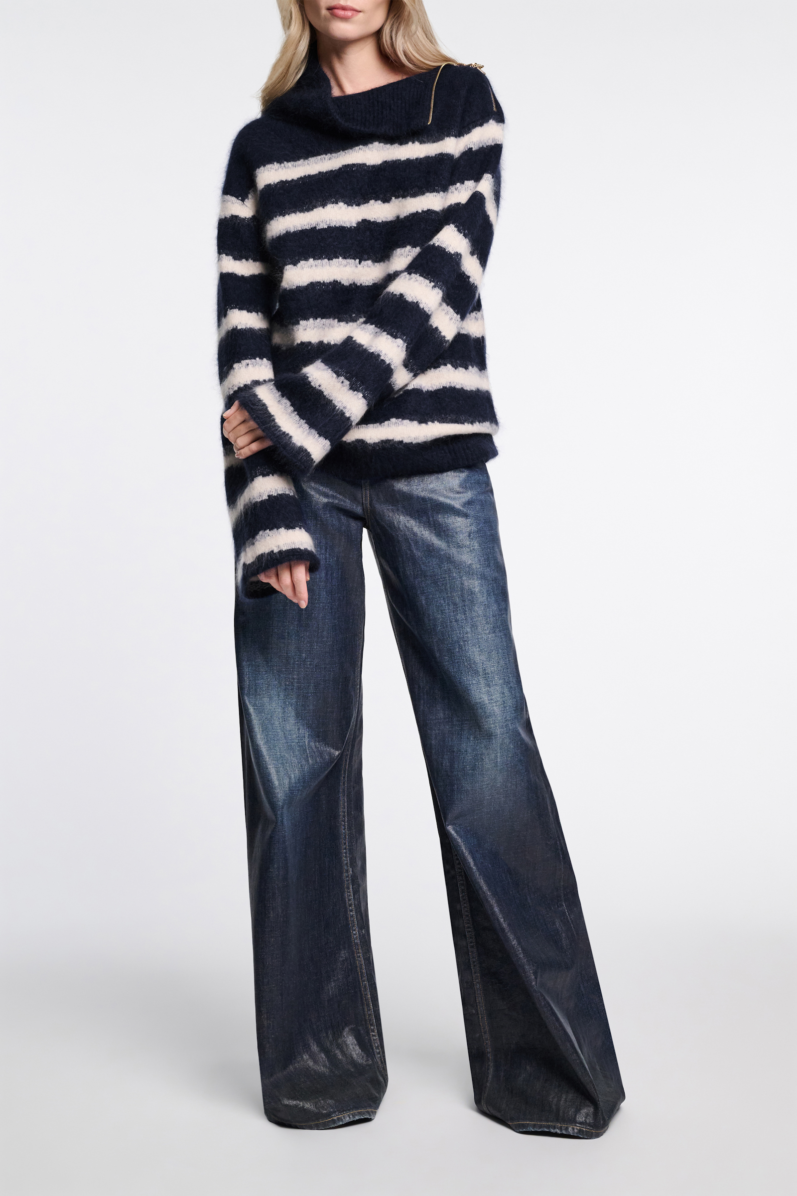 Dorothee Schumacher Fluffy Rollkragenpullover mit Reißverschluss blue shadow stripe