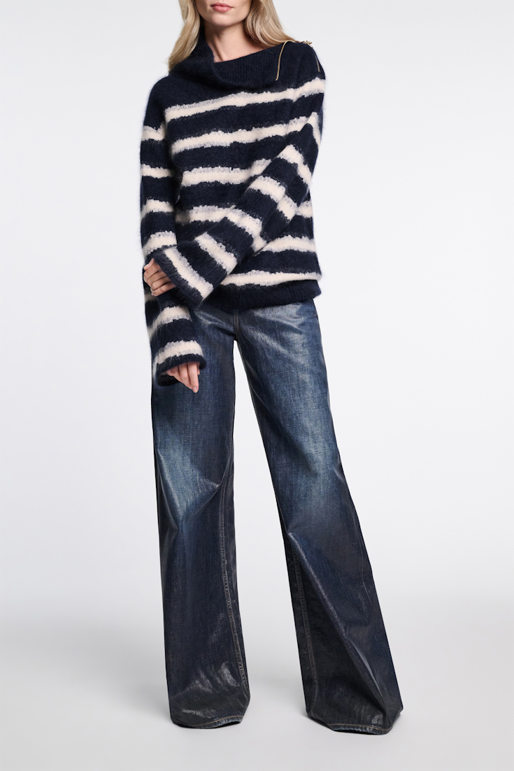 Dorothee Schumacher Fluffy Rollkragenpullover mit Reißverschluss blue shadow stripe