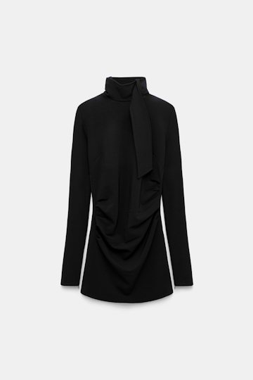 Dorothee Schumacher Drapierte Bluse mit Rollkragen und Schal pure black