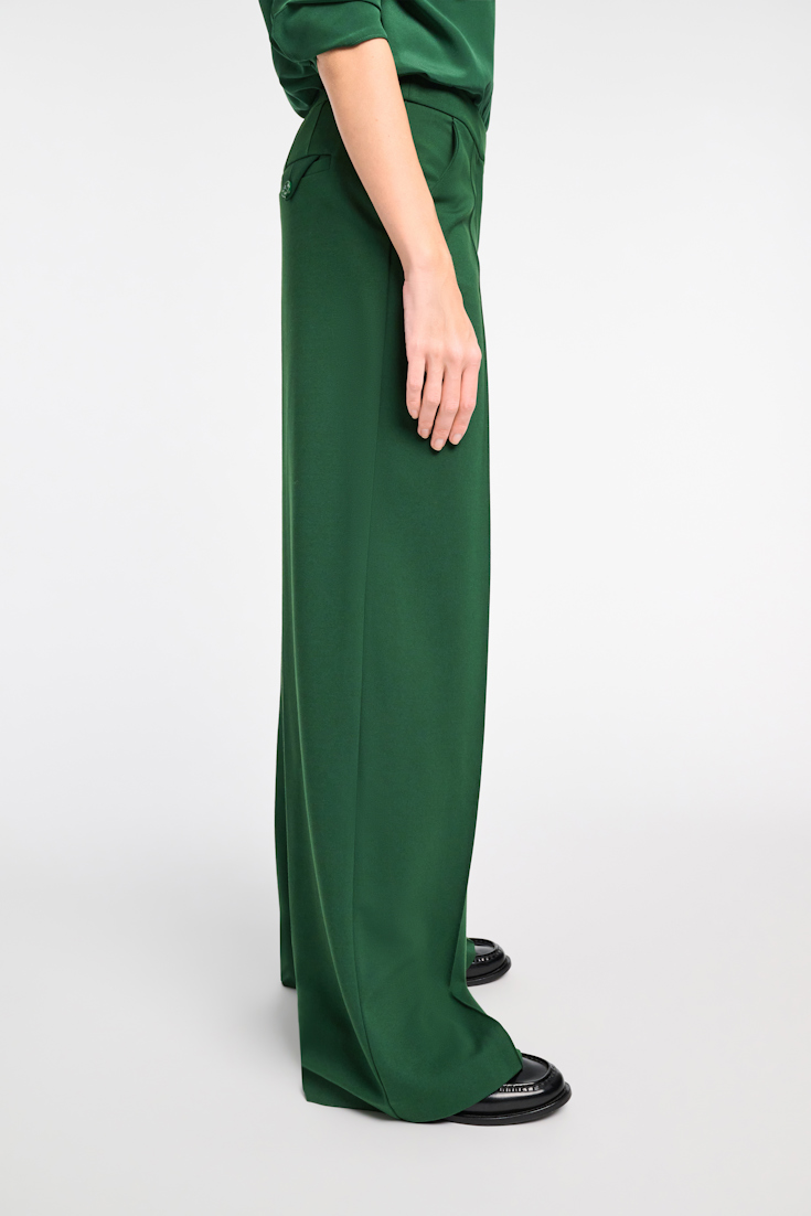 Dorothee Schumacher Hose aus Punto Milano mit weitem Bein gras green