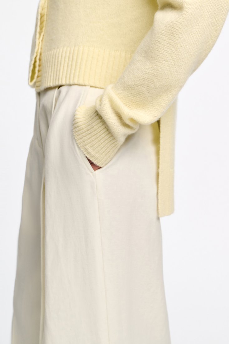 Dorothee Schumacher Cardigan mit asymmetrischer Silhouette lemon
