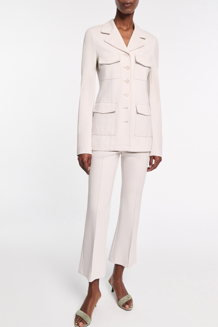 Dorothee Schumacher Verkürzte Hose mit ausgestelltem Bein aus Punto Milano shadow white