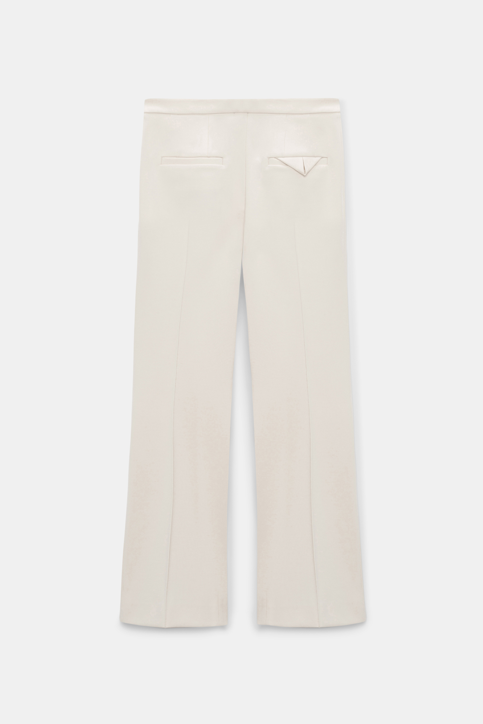 Dorothee Schumacher Verkürzte Hose mit ausgestelltem Bein aus Punto Milano shadow white