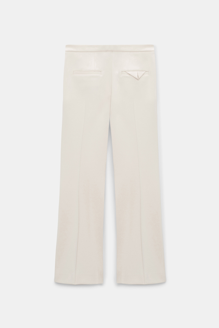 Dorothee Schumacher Verkürzte Hose mit ausgestelltem Bein aus Punto Milano shadow white