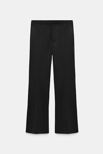 Dorothee Schumacher Verkürzte Hose mit ausgestelltem Bein aus Punto Milano pure black