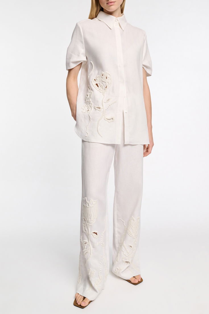 Dorothee Schumacher Hose aus besticktem Leinen camellia white