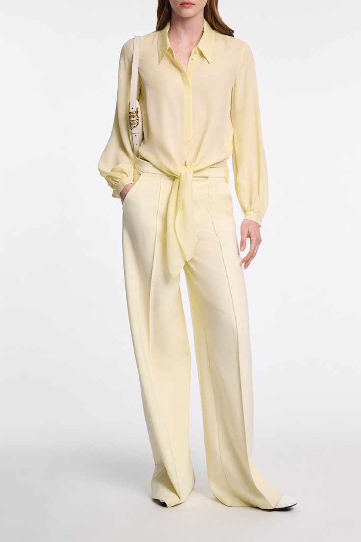 Dorothee Schumacher Bindebluse aus Seiden-Double-Georgette light lemon