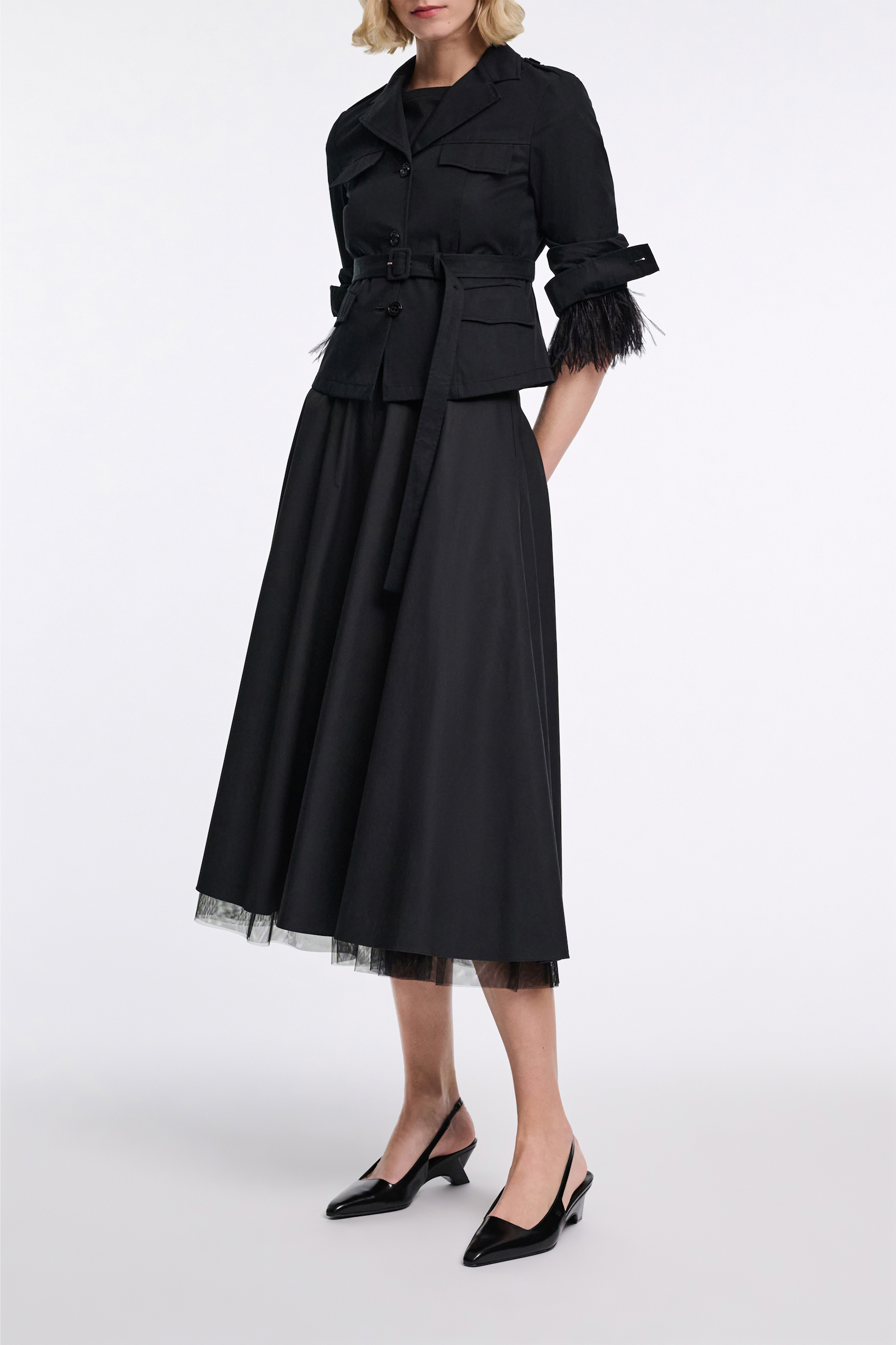 Dorothee Schumacher Rundhalsshirt mit abnehmbaren Straußenfeder-Details pure black