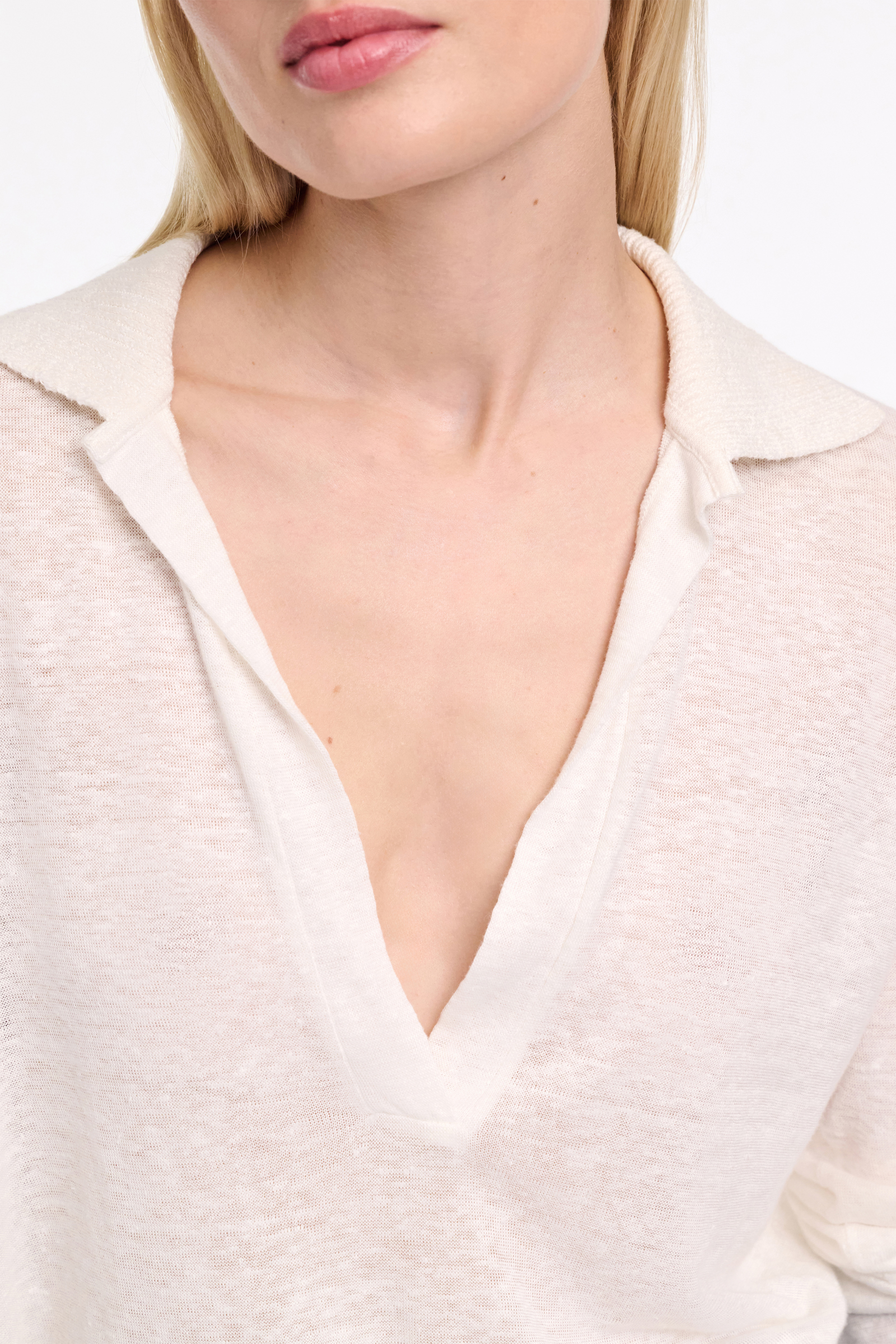 Dorothee Schumacher Langarmshirt aus Hanf mit geripptem Strickkragen camellia white