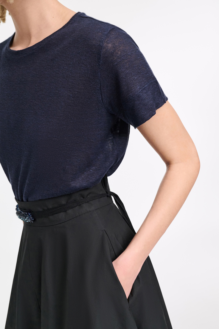 Dorothee Schumacher T-Shirt aus Hanf mit Rundhalsausschnitt dark navy