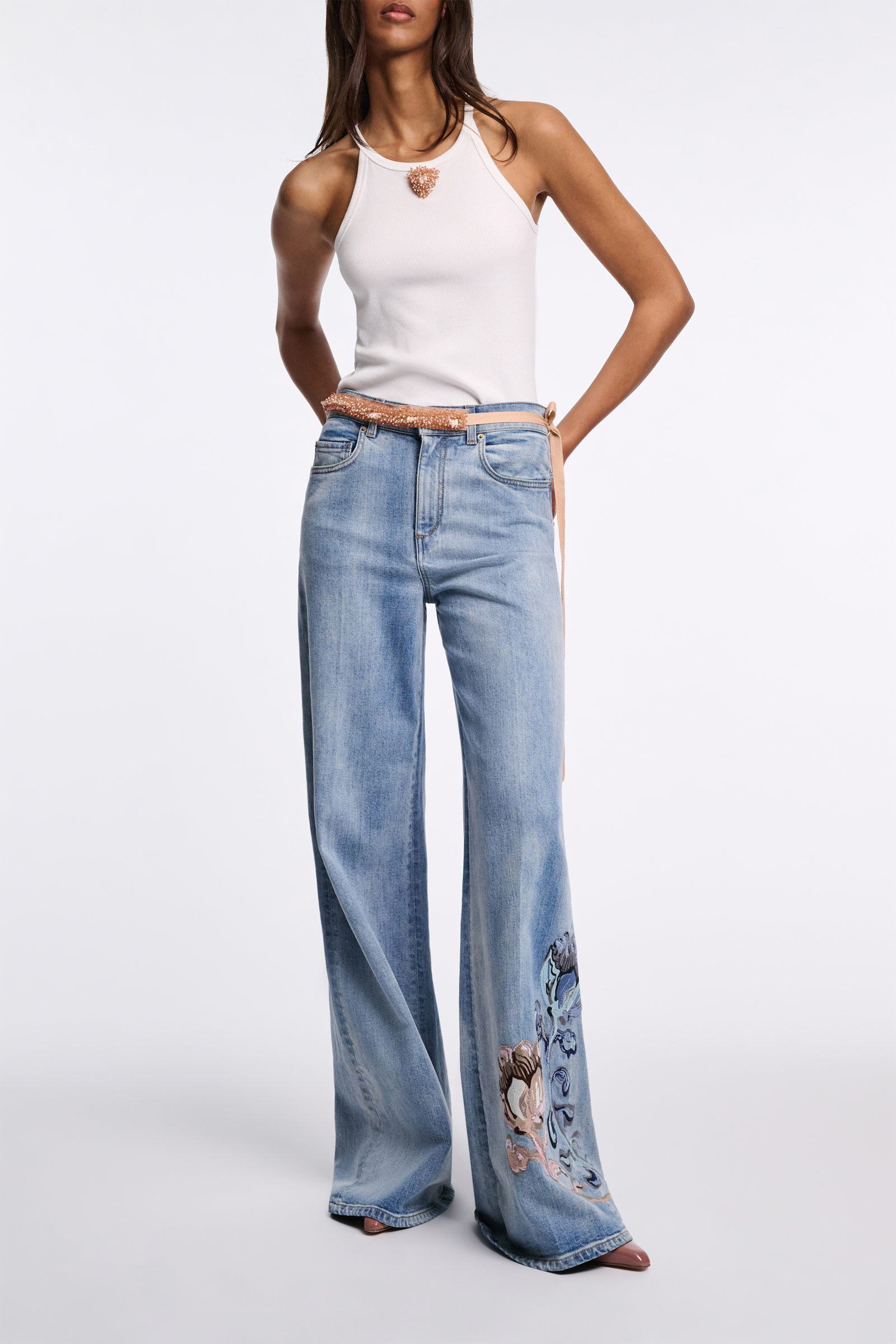 Dorothee Schumacher Rippentop mit handgemachter Embroidery pure white