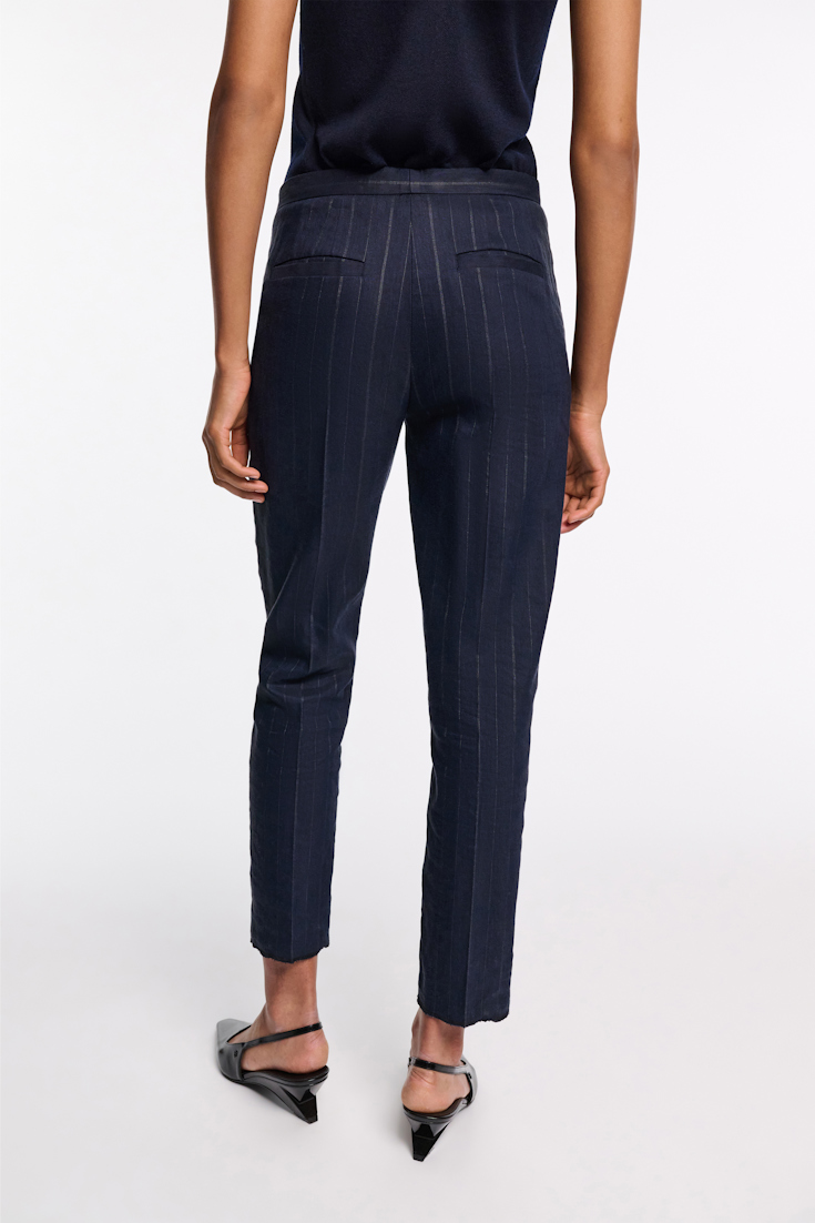 Dorothee Schumacher Schmale Pinstripe Hose mit Bügelfalte blue night