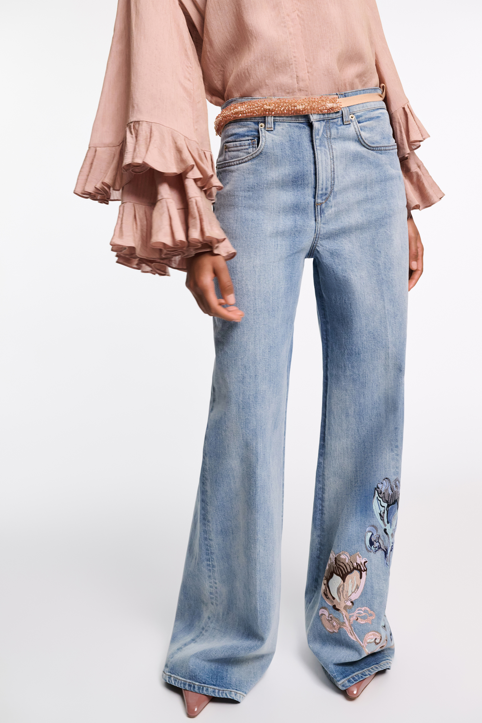 Dorothee Schumacher Bluse aus gestreiftem Seide-Viskose Organdy Voile mit Volants make up