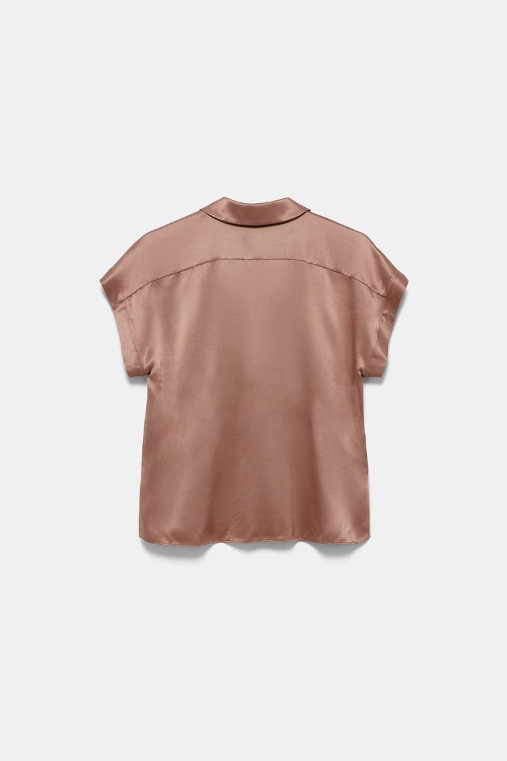 Dorothee Schumacher Kurze T-Shirt Bluse aus Seidencharmeuse burnt tan