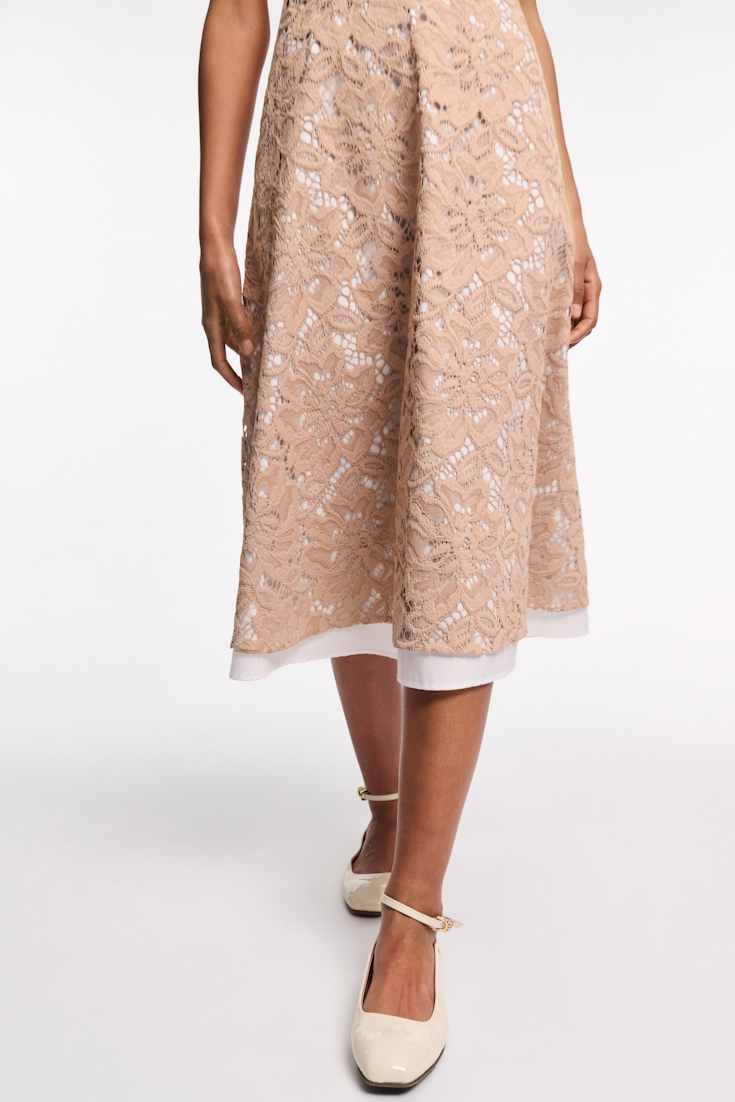 Dorothee Schumacher Midi-Kleid aus Spitze mit Tanktop-Ausschnitt burnt tan