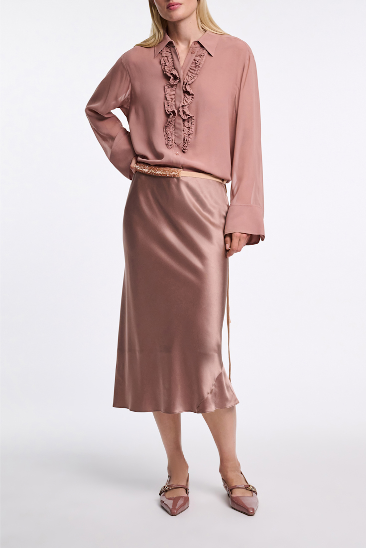 Dorothee Schumacher Hemd mit Ruffle-Detail aus Seiden-Georgette burnt tan