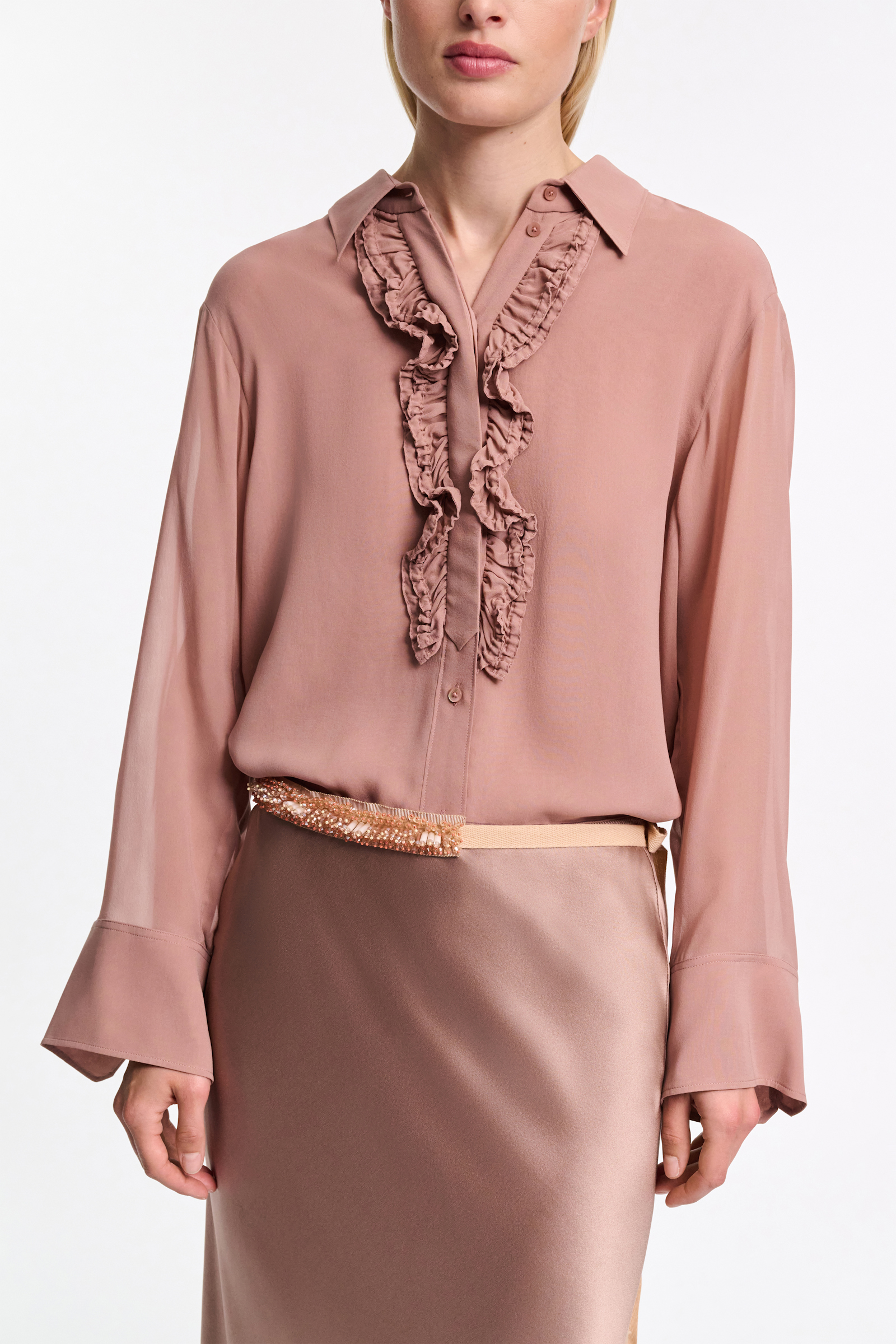 Dorothee Schumacher Hemd mit Ruffle-Detail aus Seiden-Georgette burnt tan