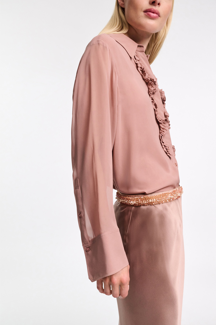 Dorothee Schumacher Hemd mit Ruffle-Detail aus Seiden-Georgette burnt tan