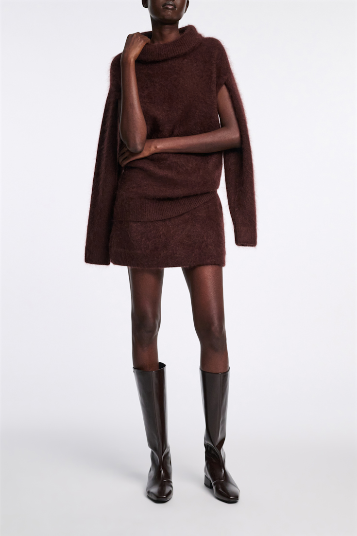 Dorothee Schumacher Virgin Merino-cashmere turtleneck pullover dark chocolate