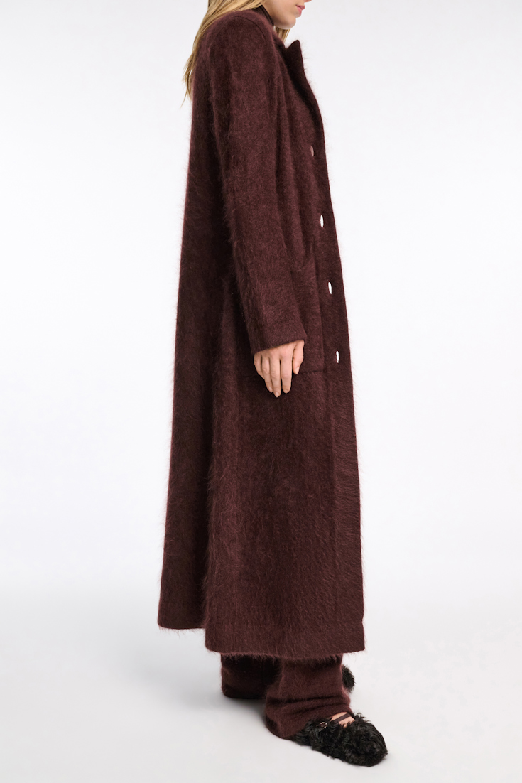 Dorothee Schumacher Fluffy Mantel aus Merino und Kaschmir dark chocolate