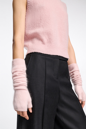 Dorothee Schumacher Virgin Merino-cashmere arm-warmers candy rose