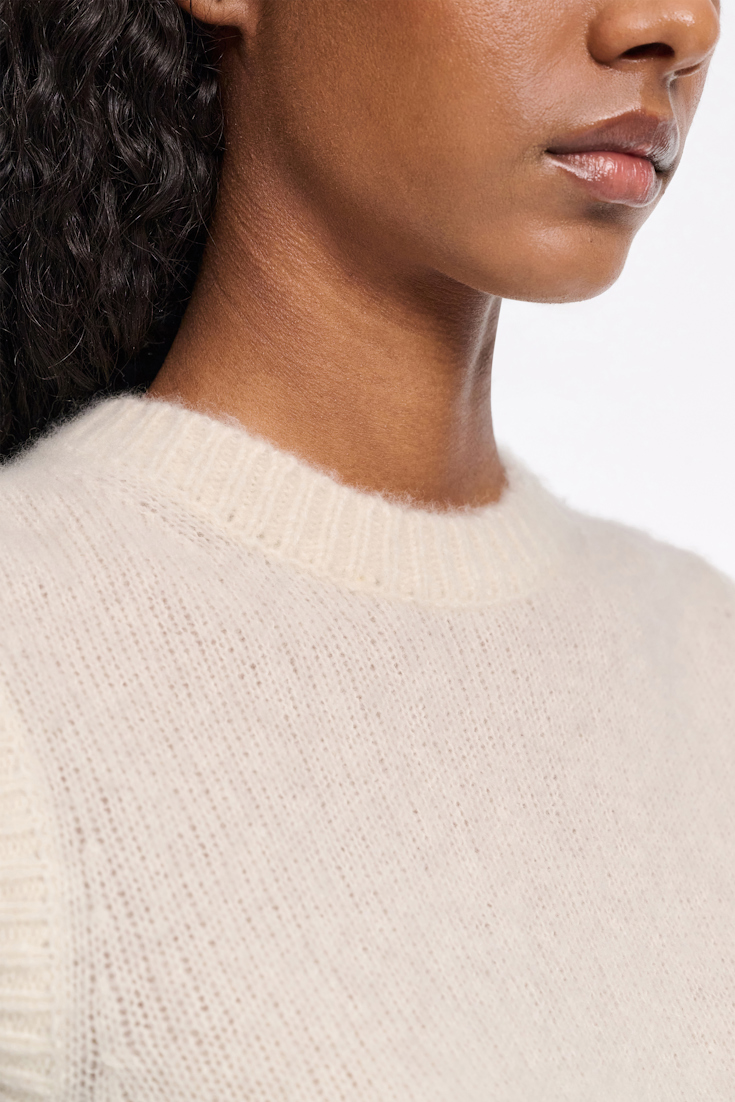 Dorothee Schumacher New cashmere knit shell camellia white