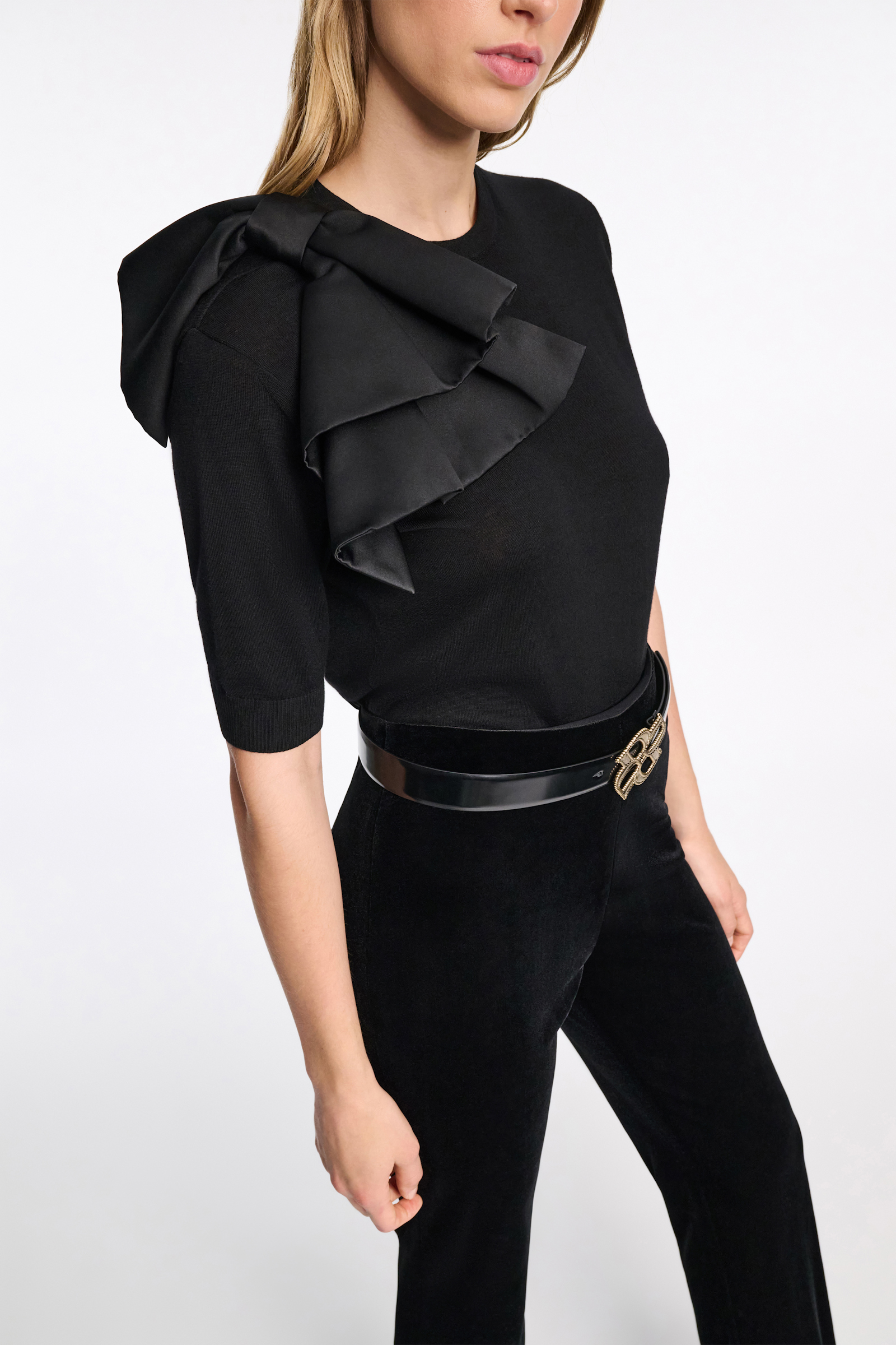 Dorothee Schumacher Pullover mit abnehmbarer Schleife pure black