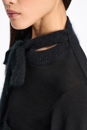 Dorothee Schumacher Virgin Merino cardigan with tie pure black
