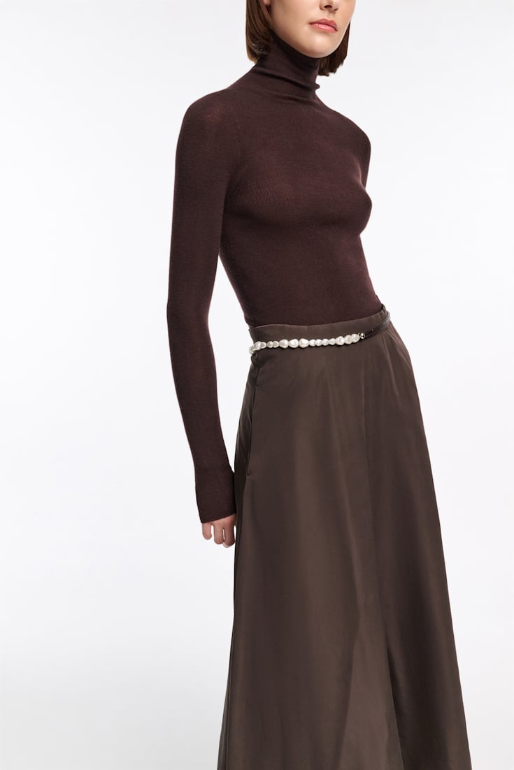 Dorothee Schumacher Seamless fine rib Merino turtleneck black chocolate