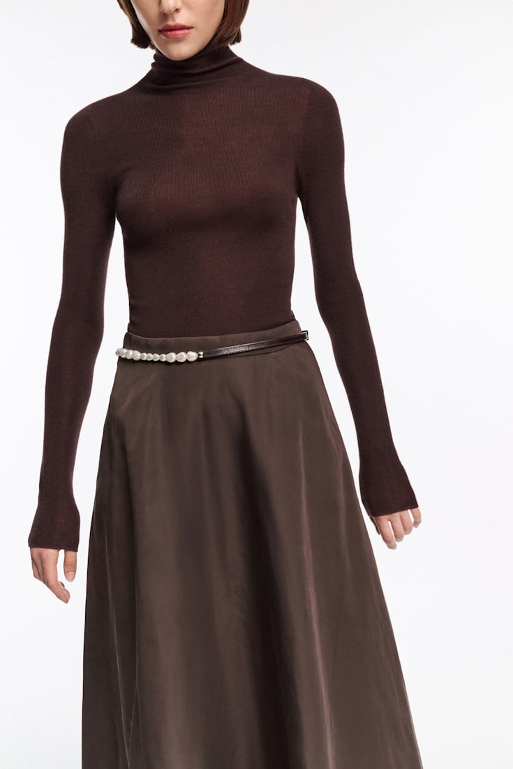 Dorothee Schumacher Seamless fine rib Merino turtleneck black chocolate