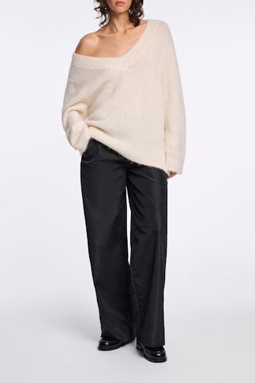 Dorothee Schumacher Alpaca mix round neck knit pullover camellia white