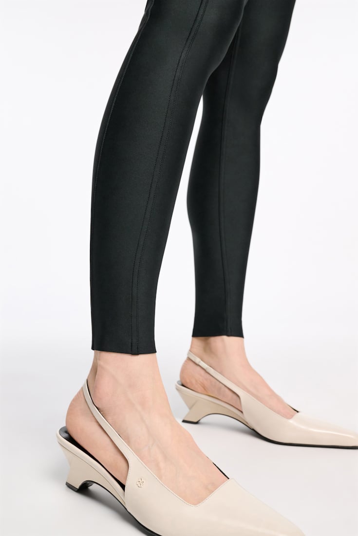 Dorothee Schumacher Leggings with side panel pure black