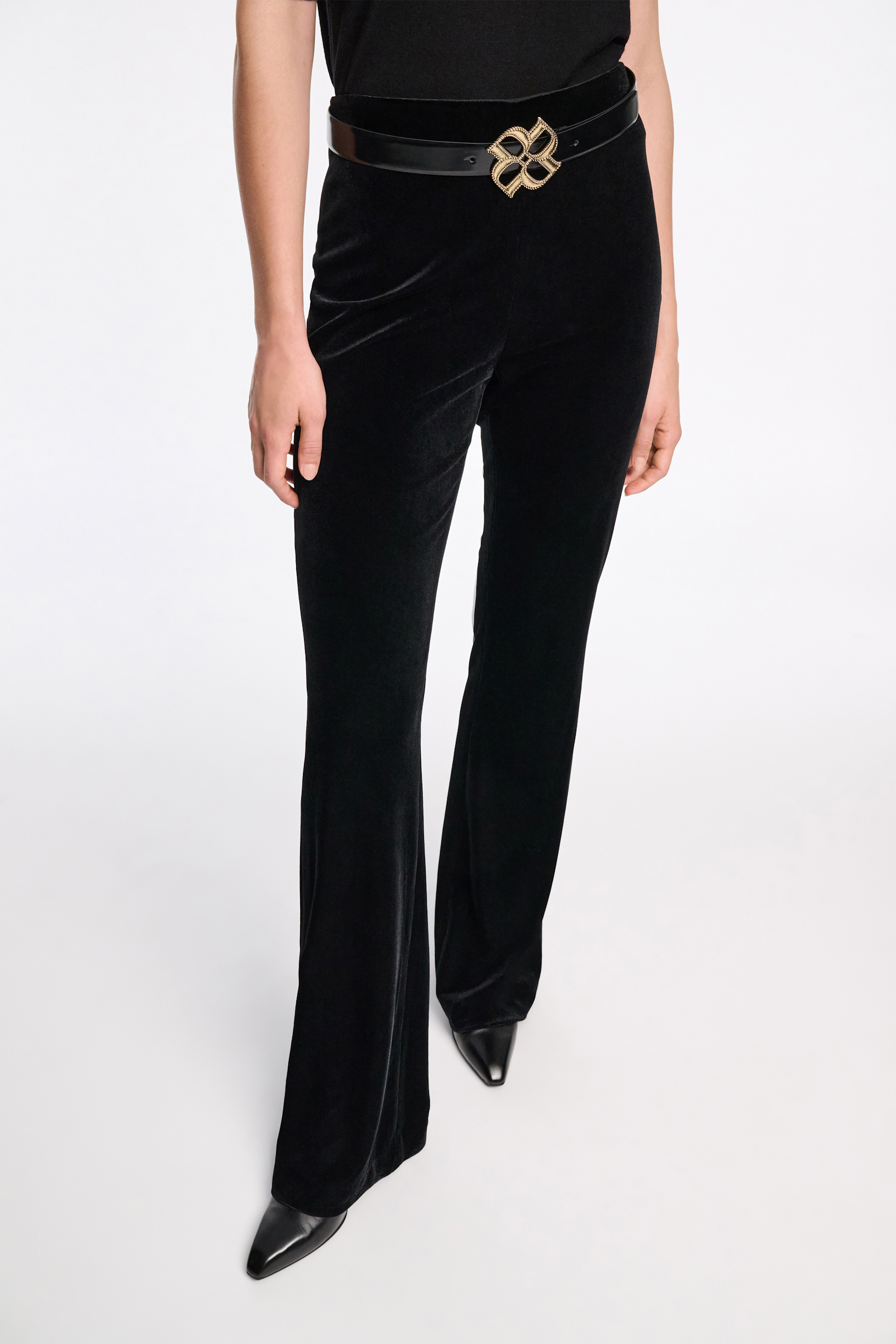 Dorothee Schumacher Hose aus Stretch-Samt pure black