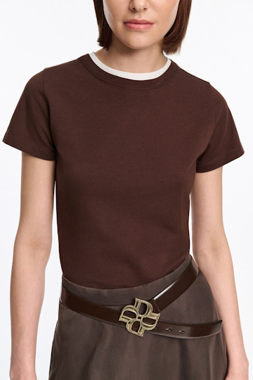 Dorothee Schumacher T-shirt with double layer neckline chocolate