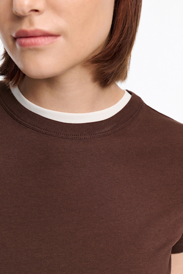 Dorothee Schumacher T-shirt with double layer neckline chocolate