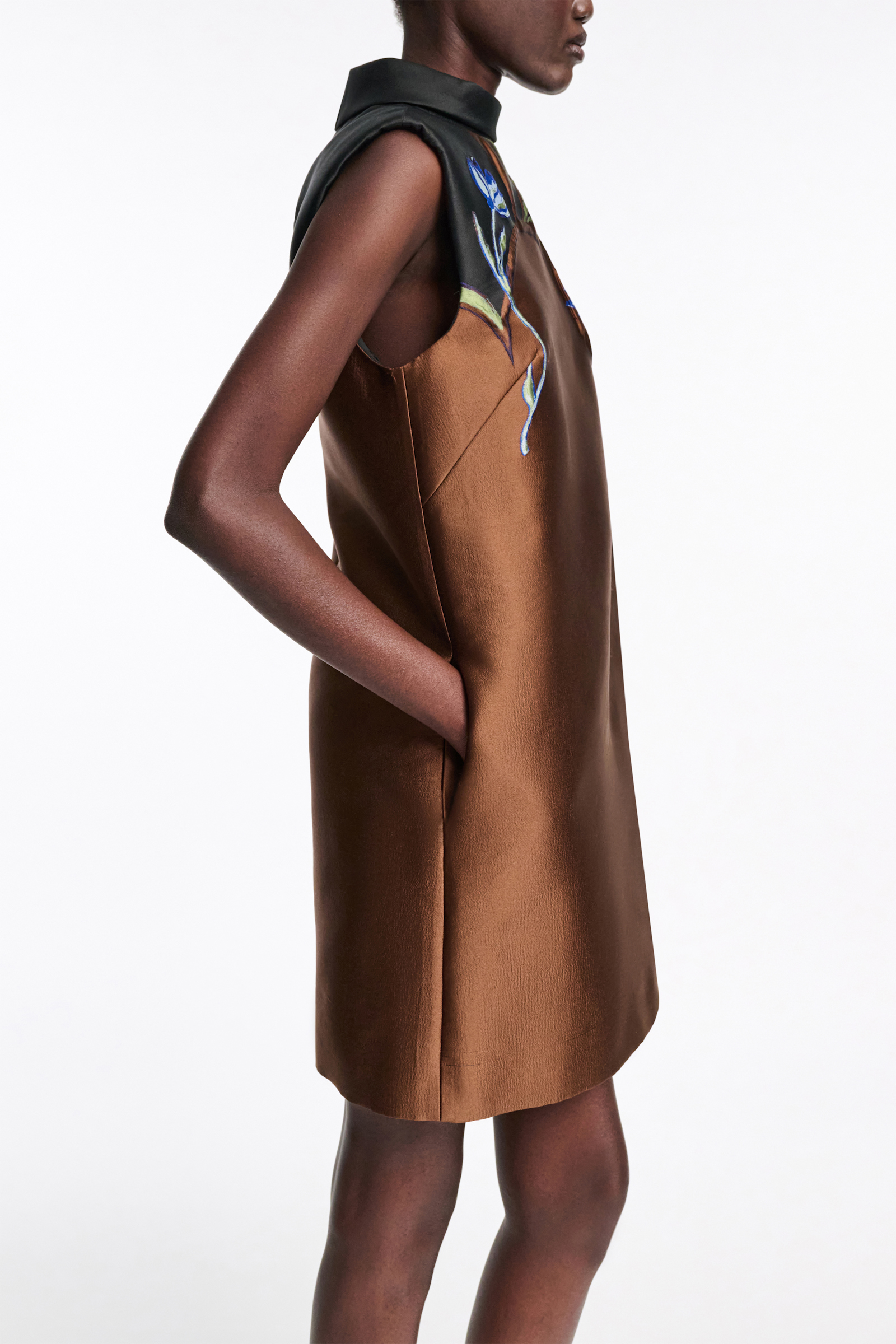 Dorothee Schumacher Shift dress in cloque jacquard caramel black