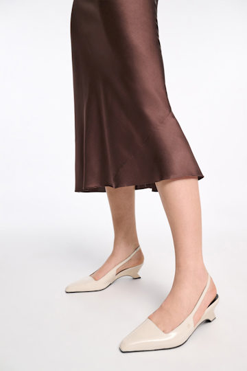 Dorothee Schumacher Bias cut midi-skirt in silk satin chocolate