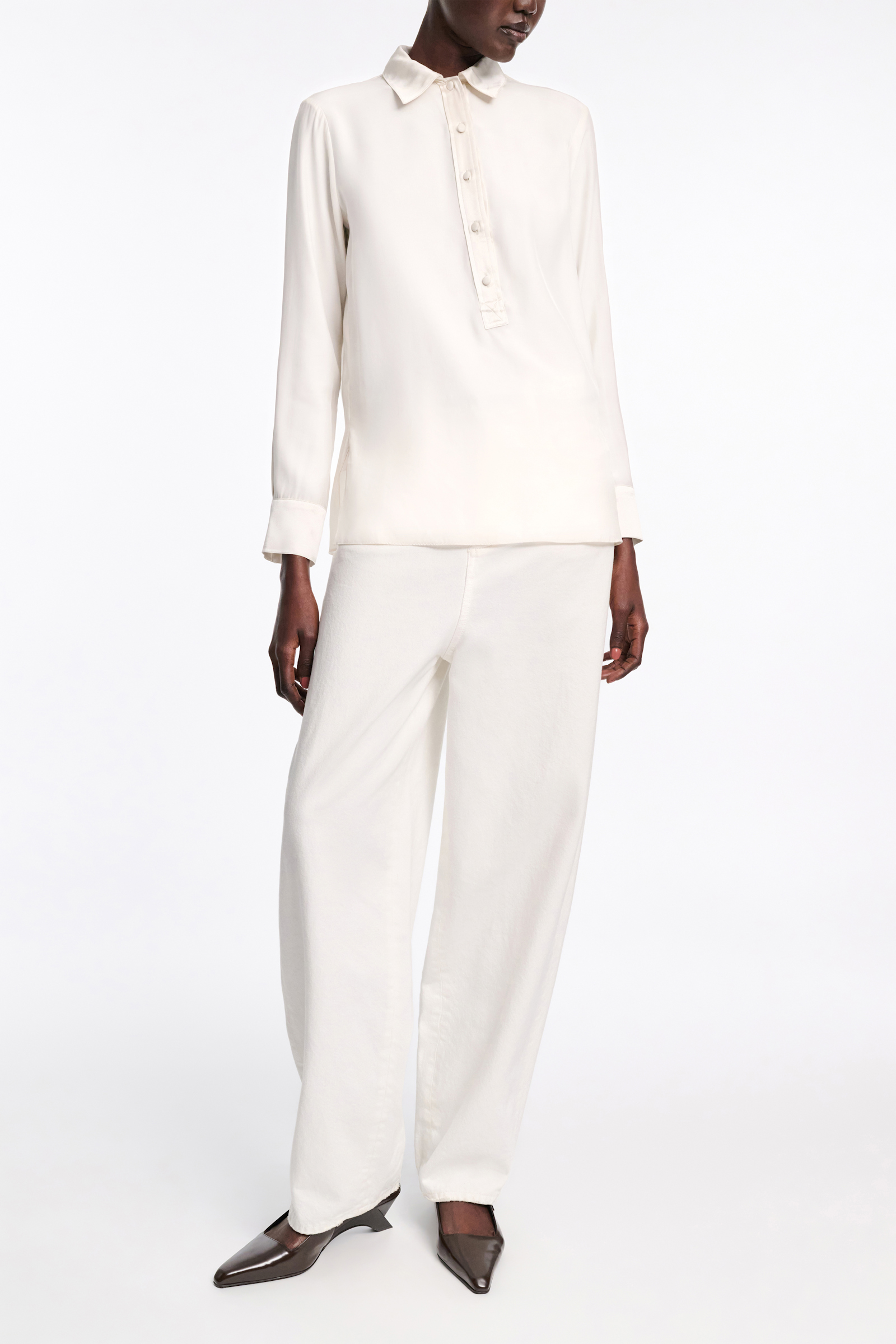 Dorothee Schumacher Popover blouse in silk satin eggshell