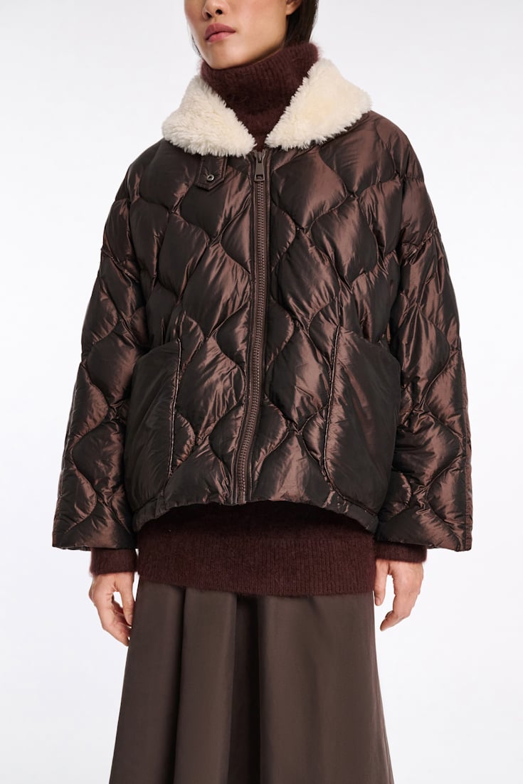 Dorothee Schumacher Daunenjacke mit Teddykragen chocolate