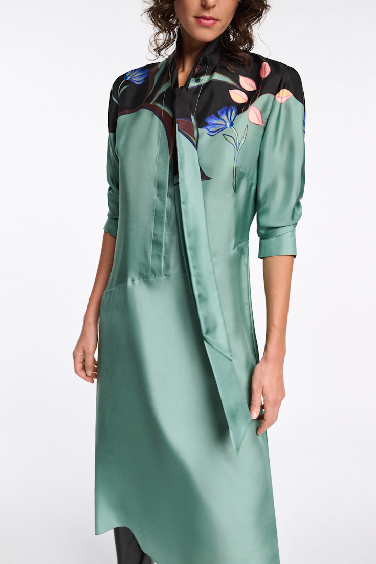 Dorothee Schumacher Hemdblusenkleid mit Signature-Print 057