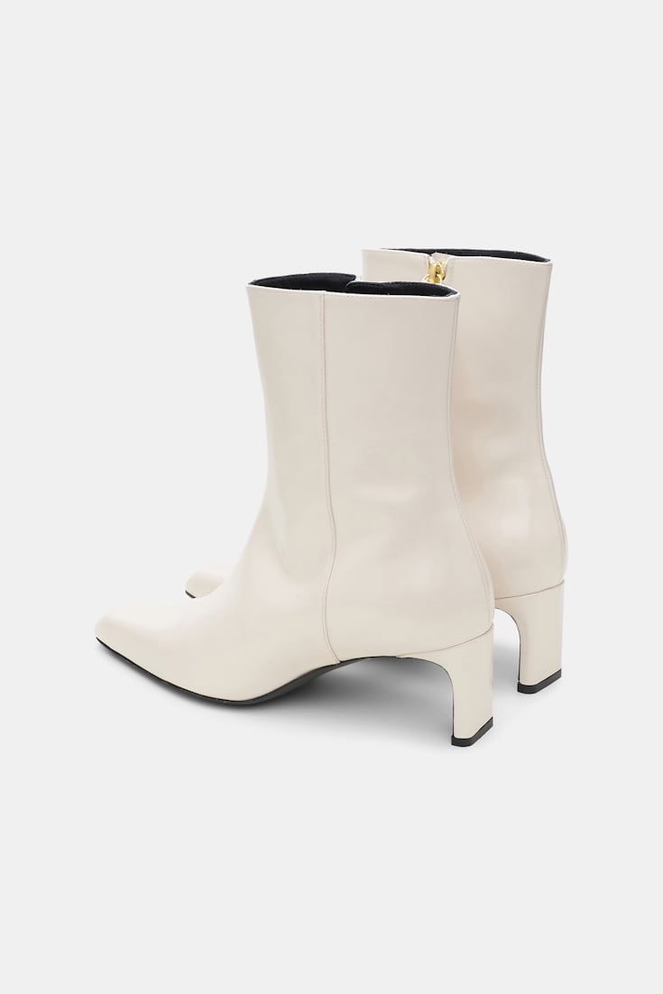Dorothee Schumacher Ankle Boots dark cream