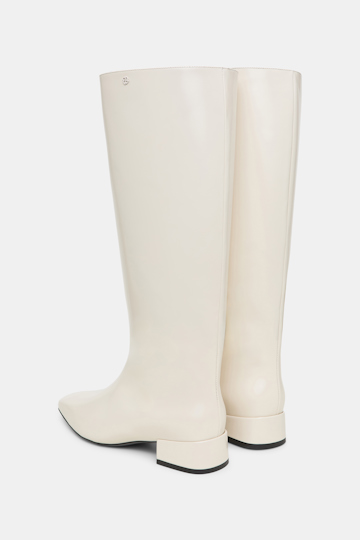 Dorothee Schumacher Riding boots dark cream