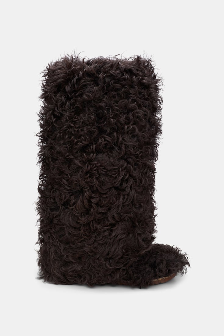 Dorothee Schumacher Sheepskin spats dark chocolate