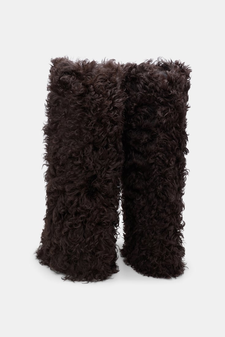 Dorothee Schumacher Sheepskin spats dark chocolate