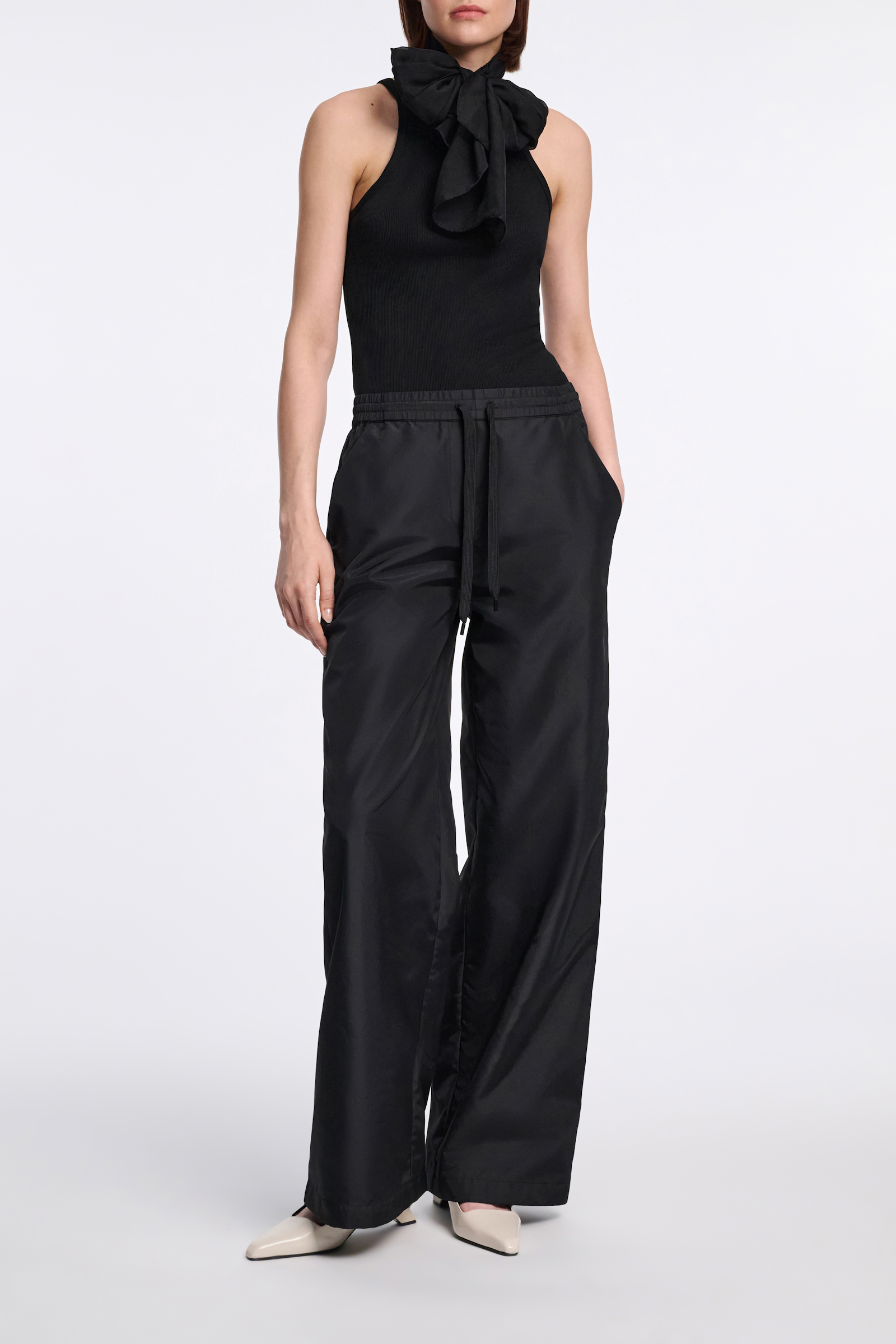 Dorothee Schumacher Schal aus Seidenchiffon pure black