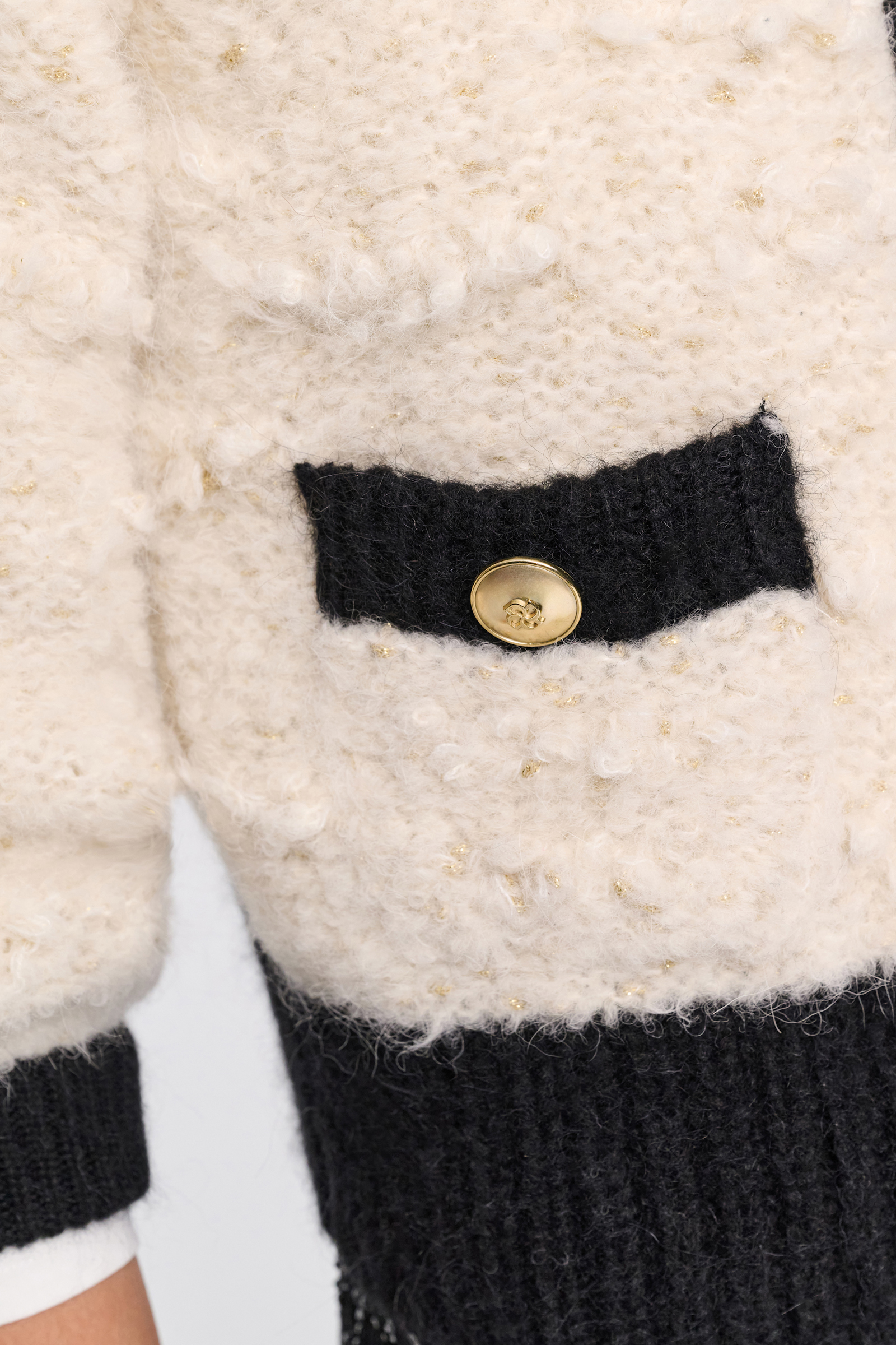 Dorothee Schumacher Zweifarbiger Cardigan creme black framed