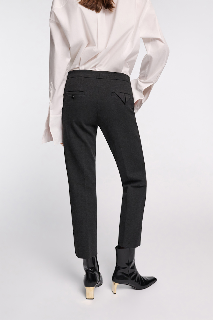 Dorothee Schumacher Hose mit schmalem Bein aus Punto Milano charcoal melange