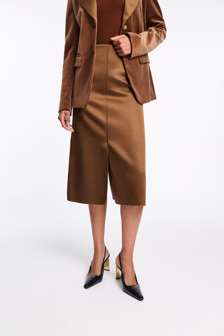 Dorothee Schumacher Pencil skirt with slit in Duchesse terra